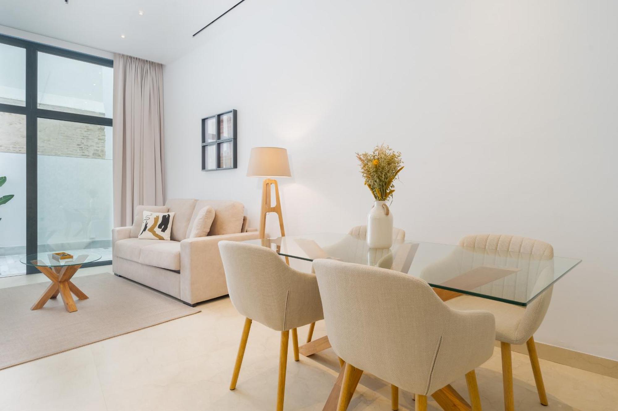 New Design Apartment - Private Patio - Gallos 2 Sevilla Eksteriør bilde